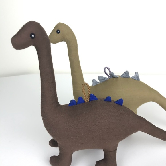 Pair of handmade dinosaurs 🦕 - Picture 5 of 7